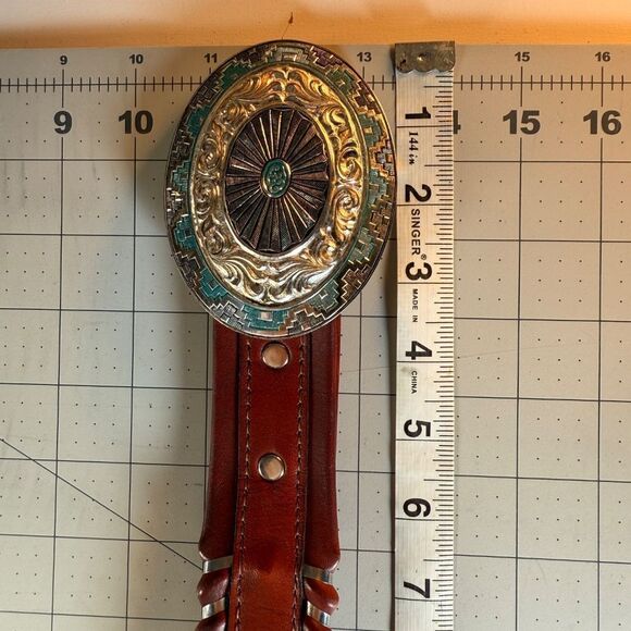 BELT & BUCKLE  |  CRUMRINE® / CIRCLE Y®  |  SILVER LACED BELT  |  MENS 34-US  | - Picture 12 of 15